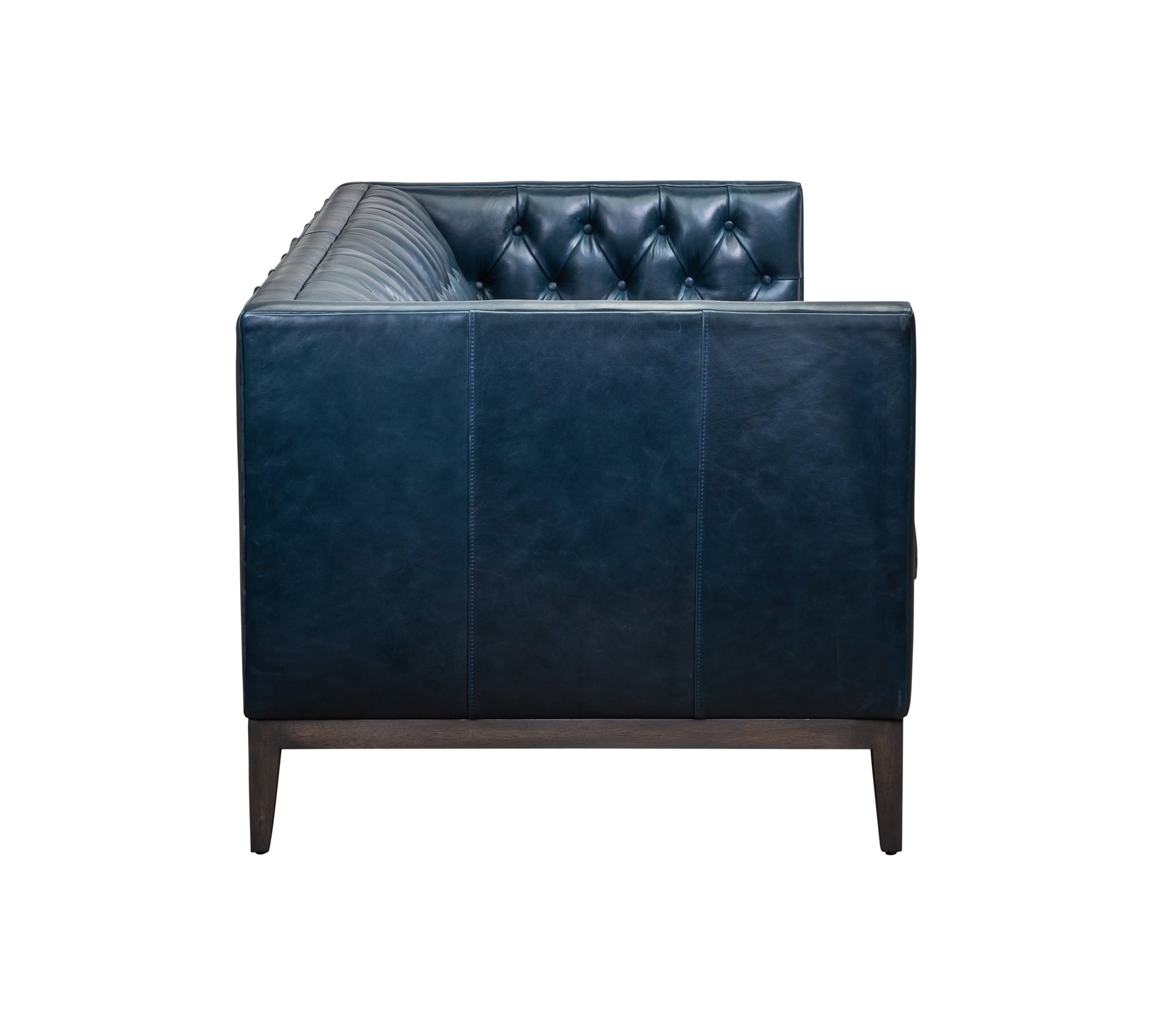 2031 CLARA SOFA