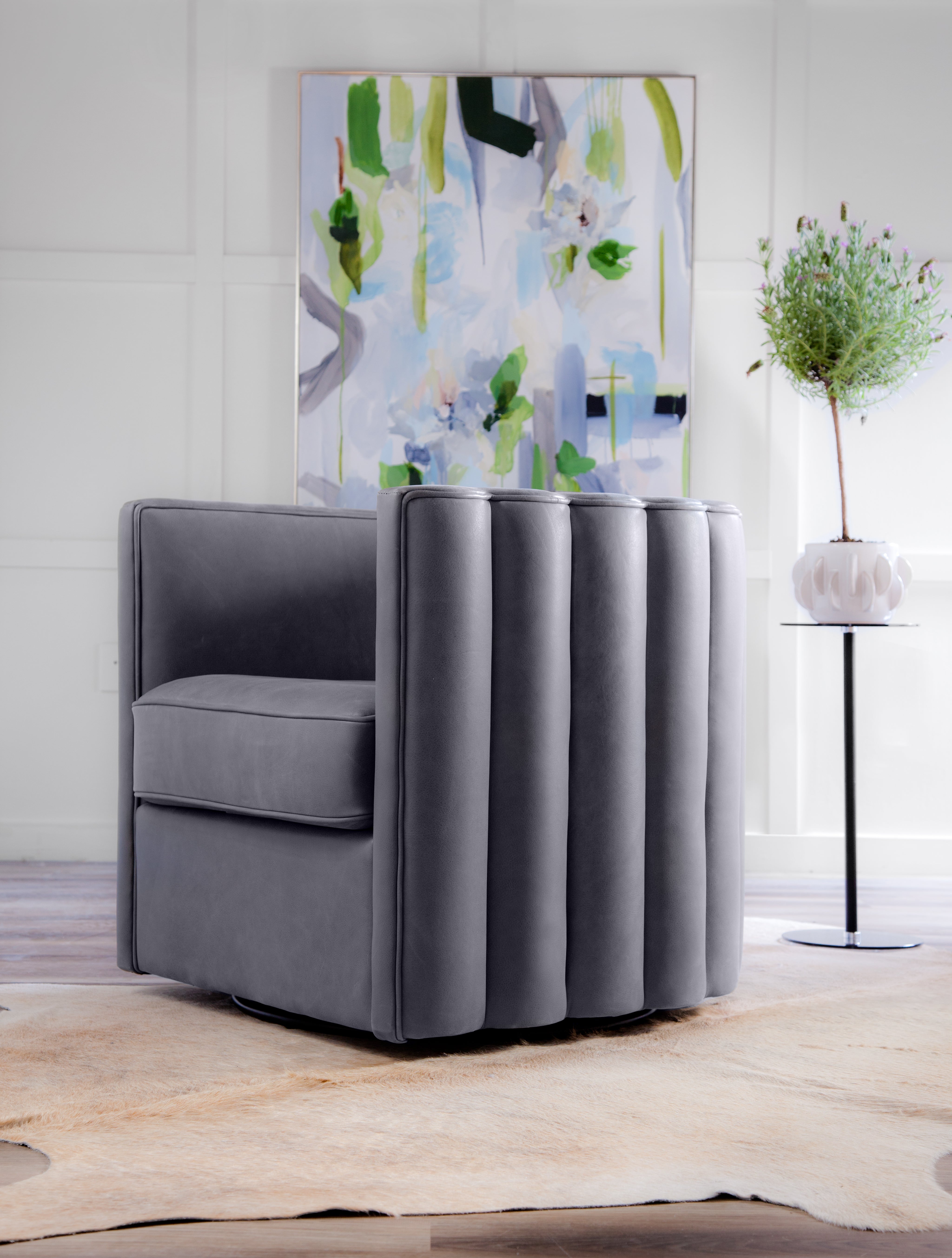 2077 JONES SWIVEL CHAIR