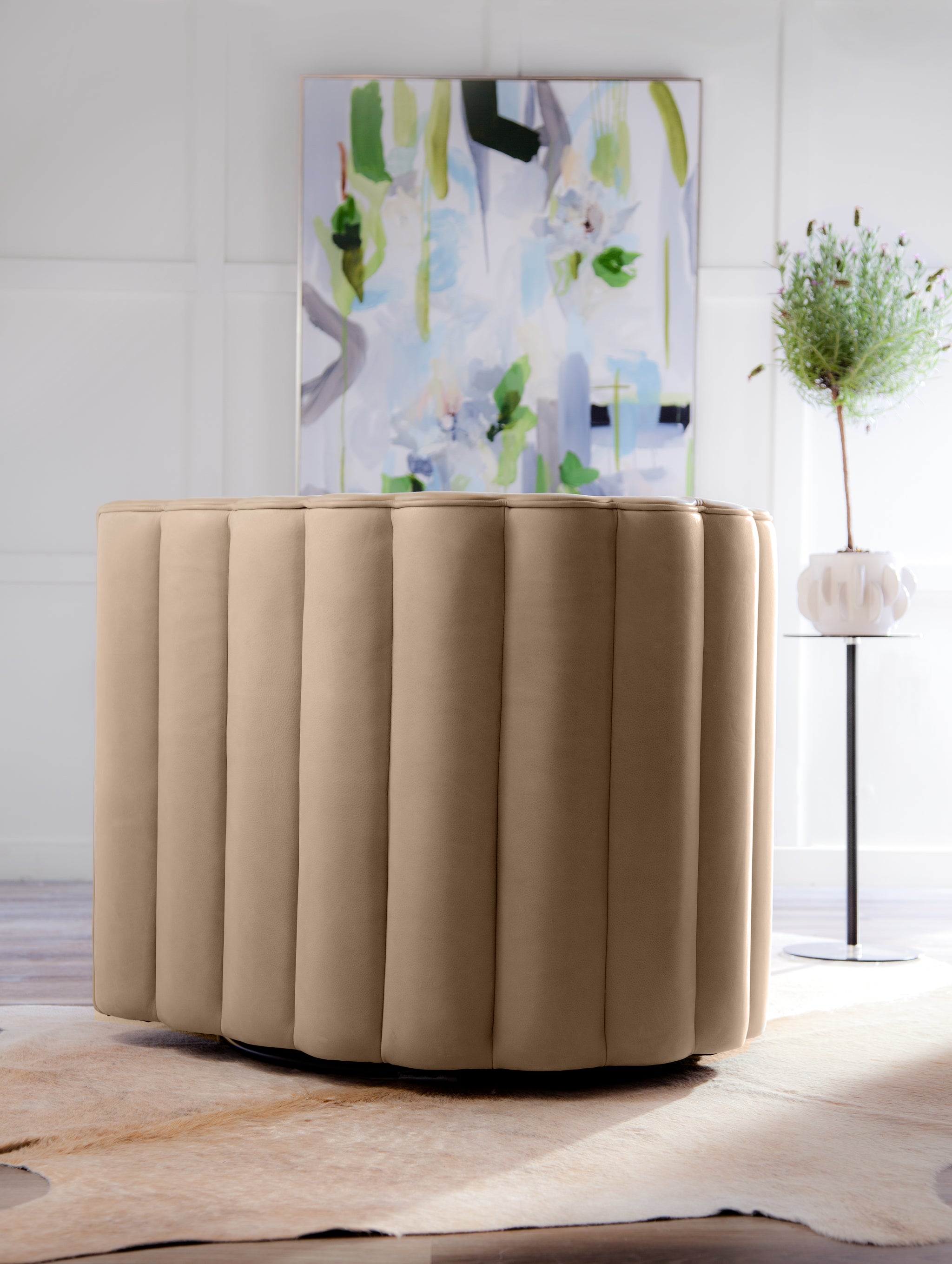2077 JONES SWIVEL CHAIR