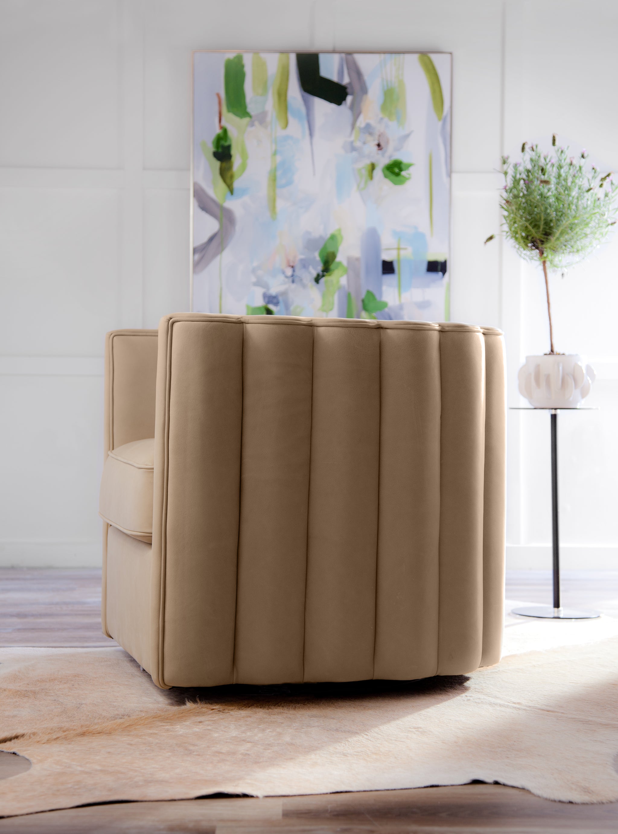 2077 JONES SWIVEL CHAIR