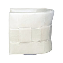 2102 WYNN SWIVEL CHAIR