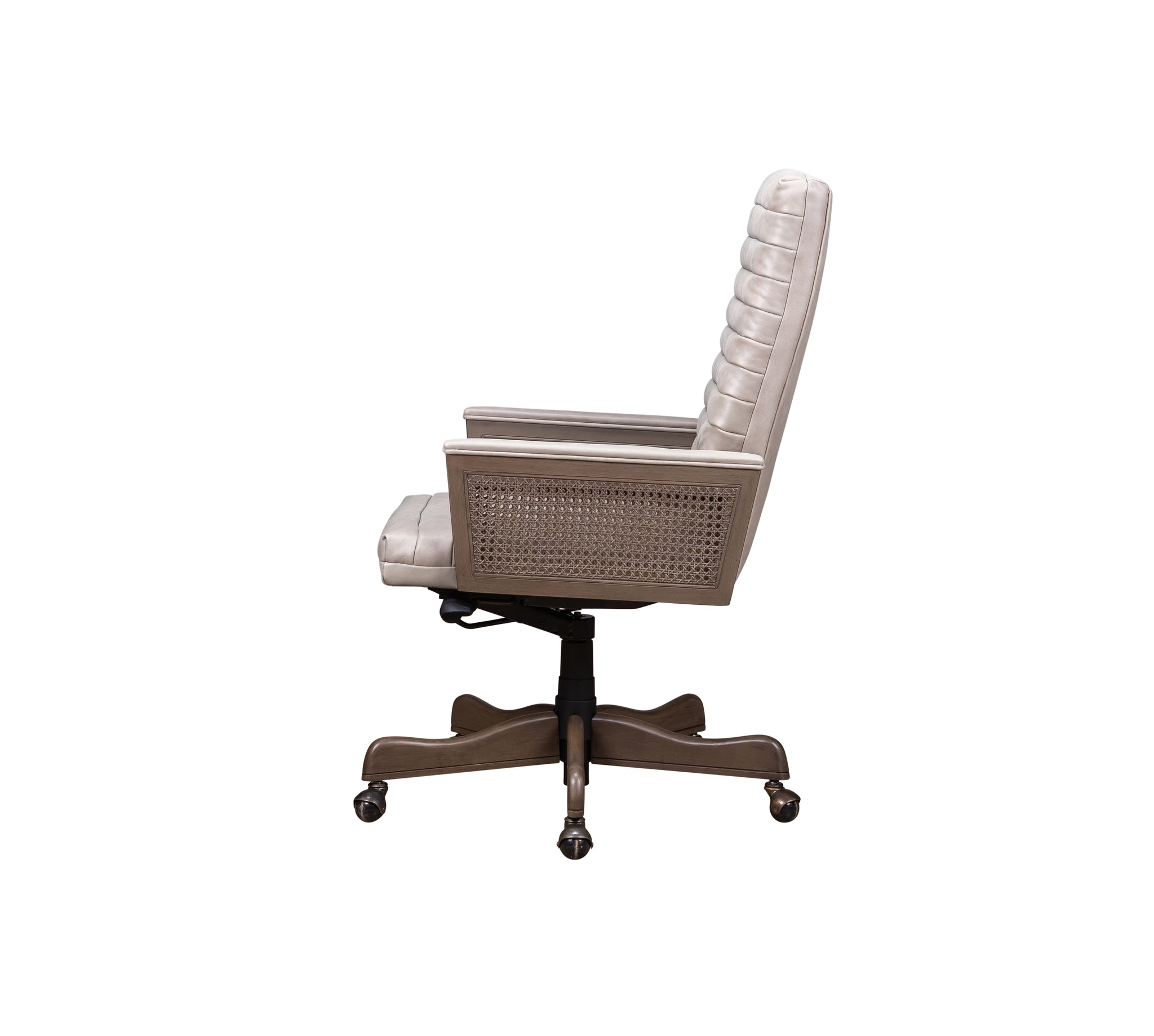 4015 MONTAUK EXECUTIVE SWIVEL CHAIR