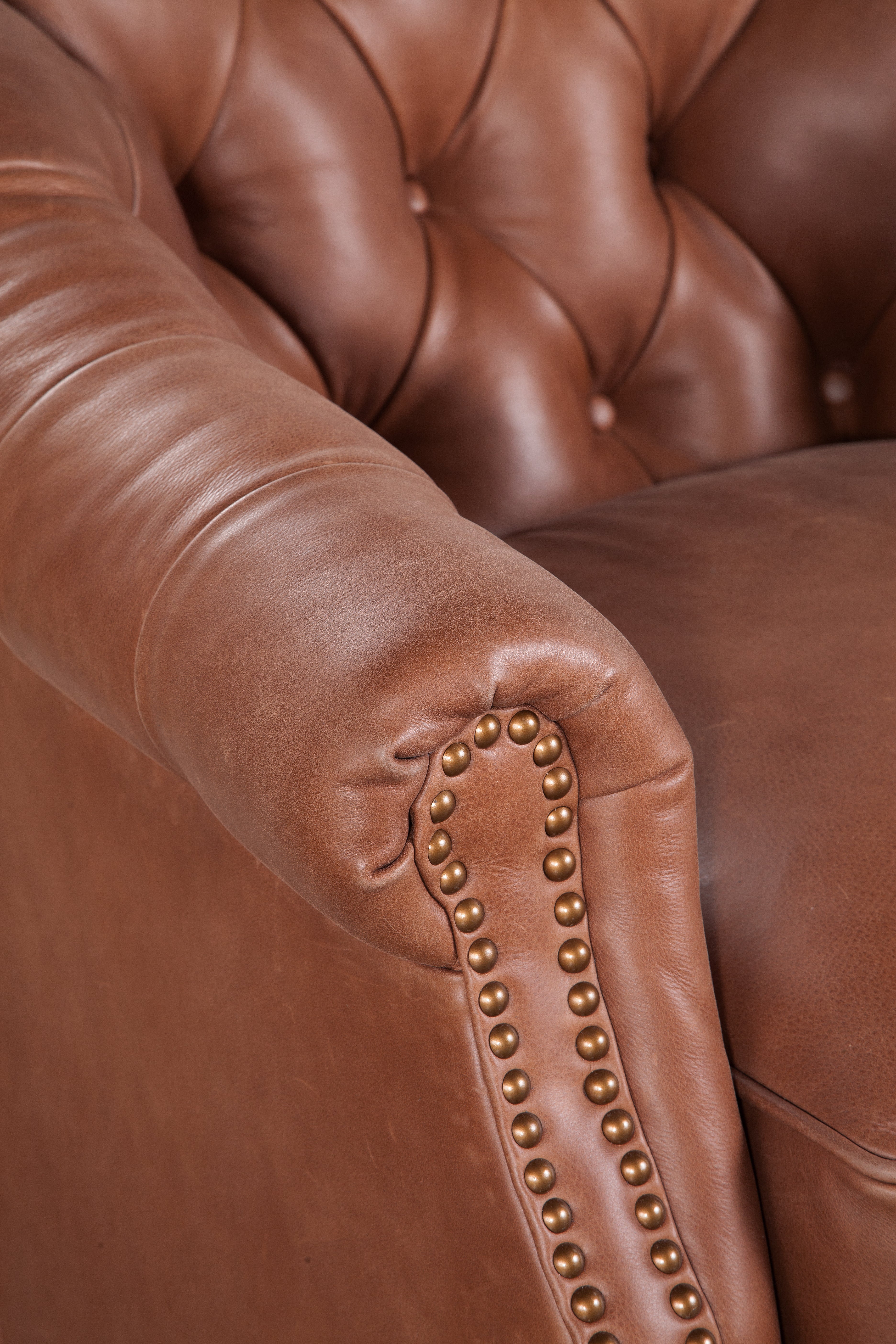 2225S CORRINE SWIVEL CHAIR