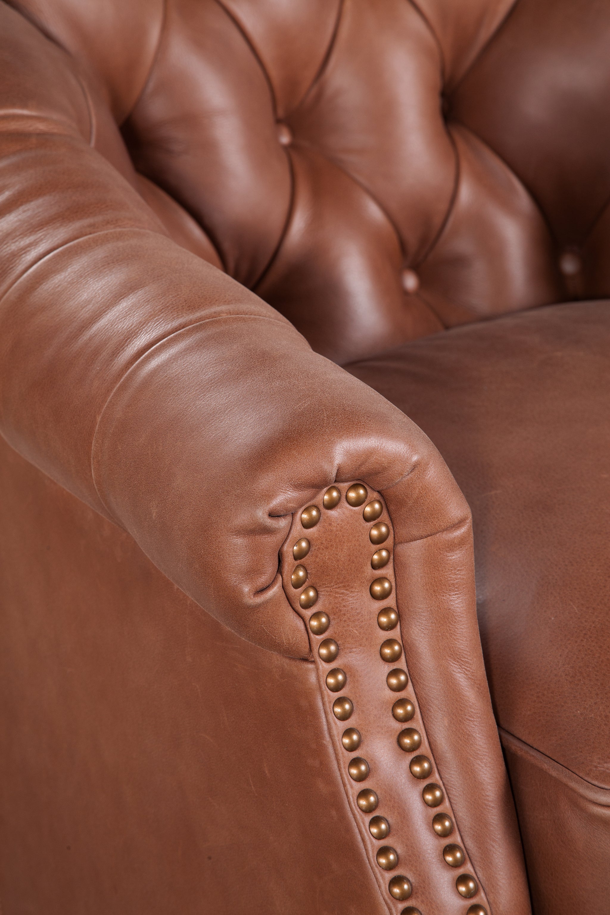 2225S CORRINE SWIVEL CHAIR