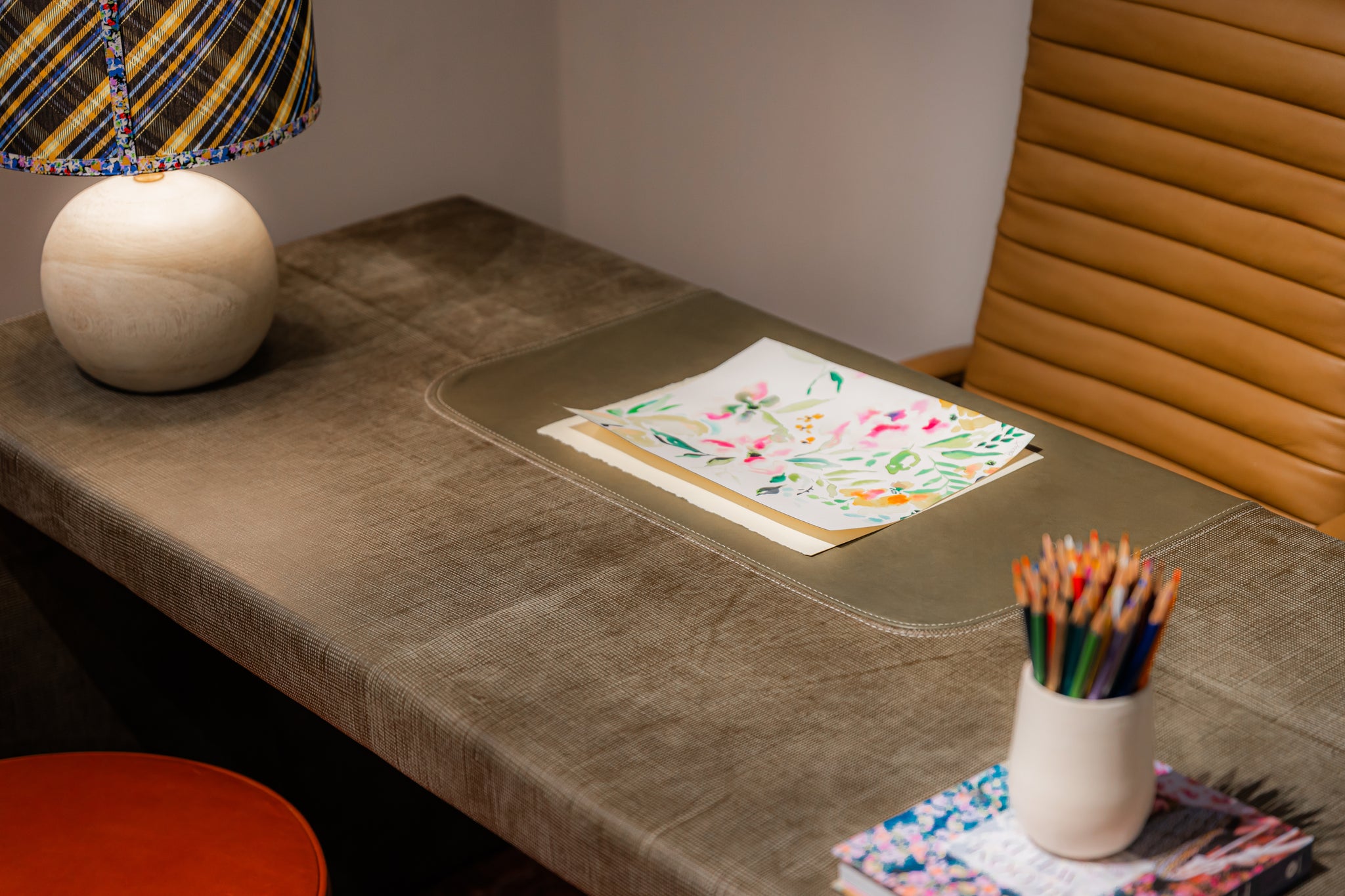 9150 AGENDA DESK