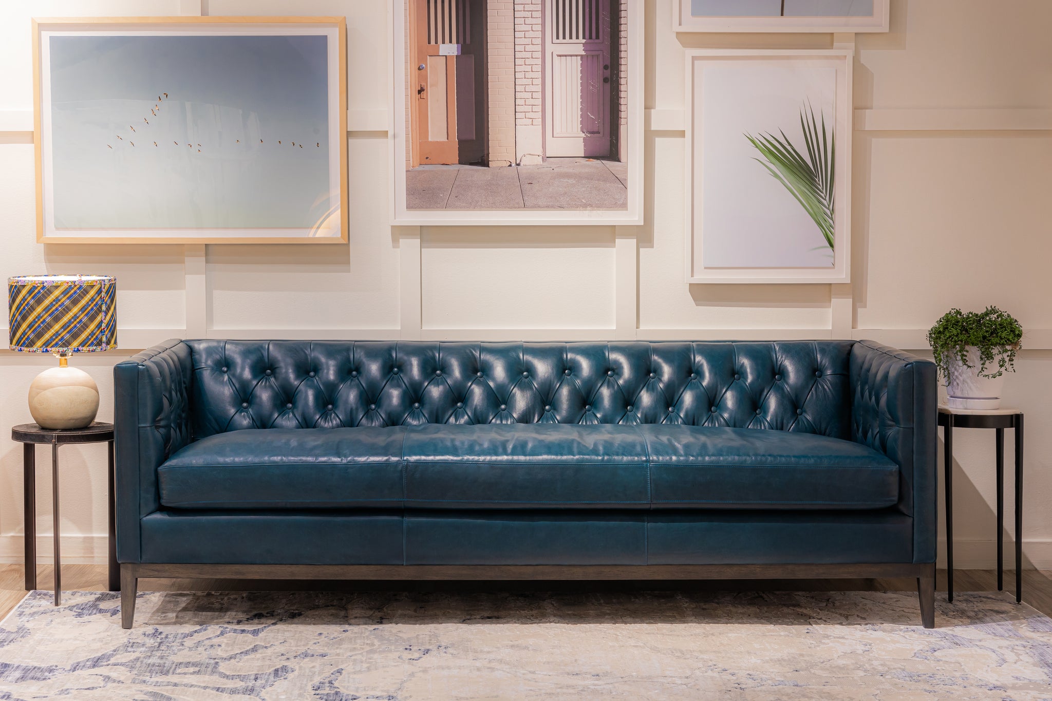 2031 CLARA SOFA