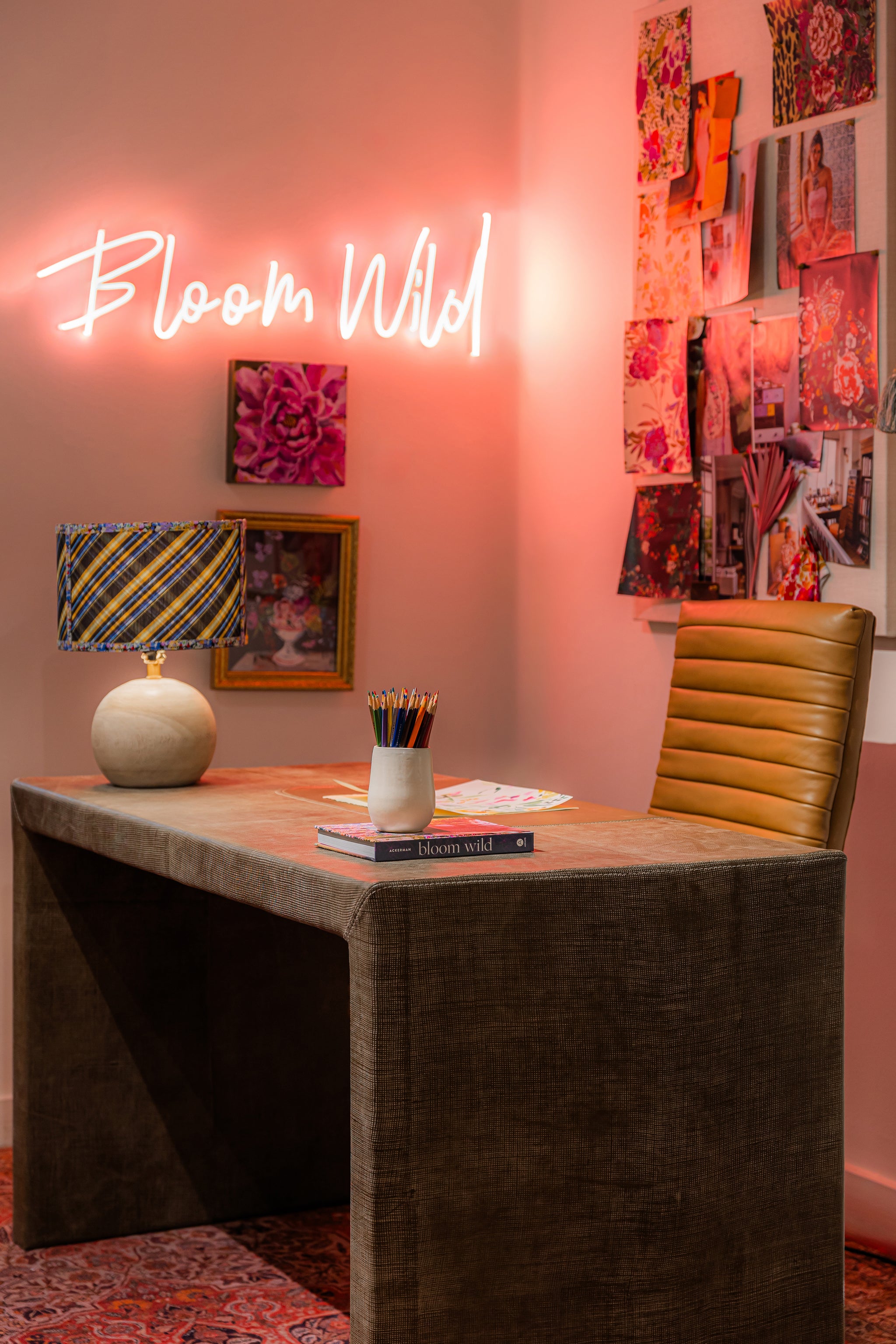 9150 AGENDA DESK