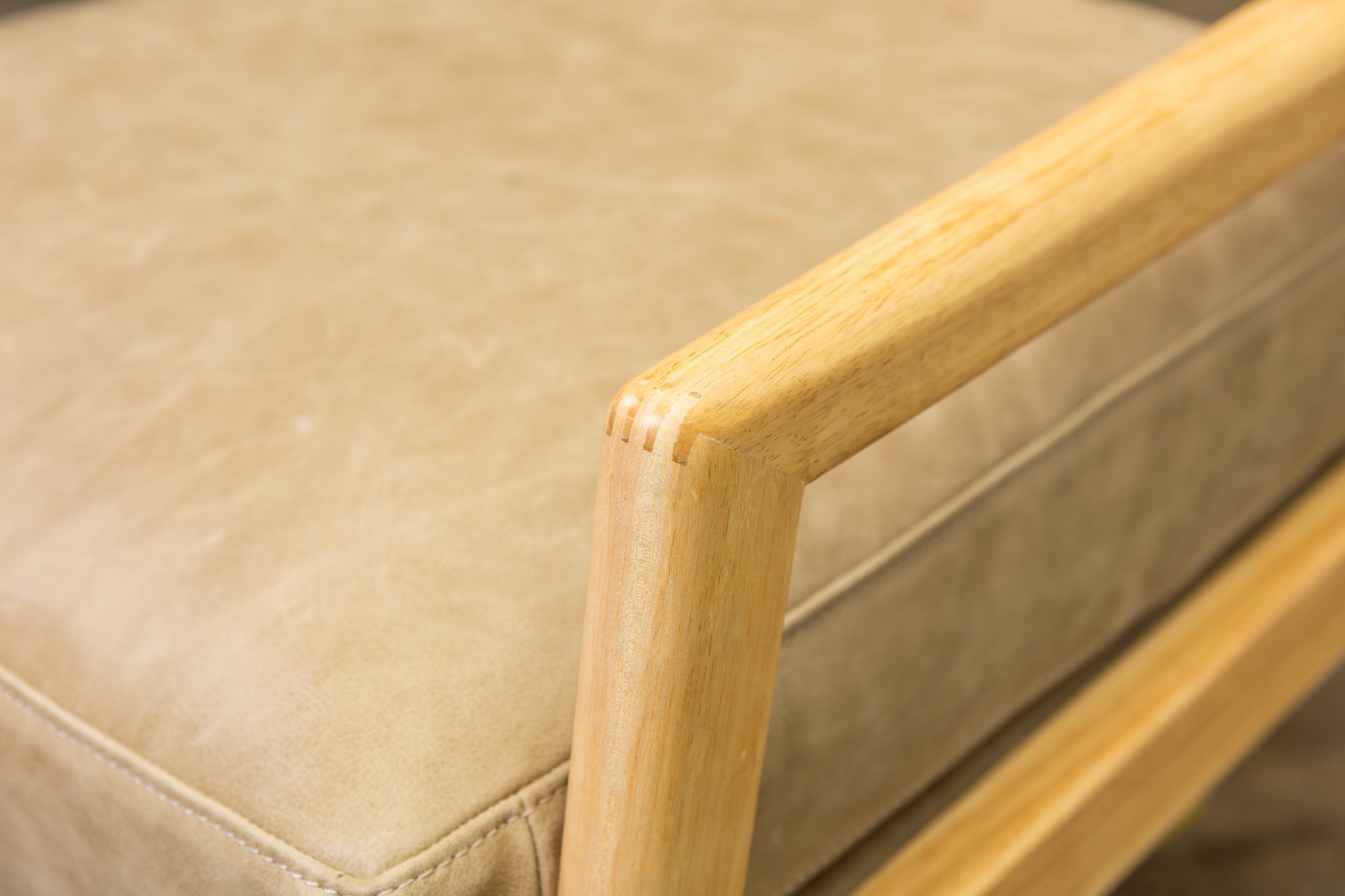 3003 Sterling Chair