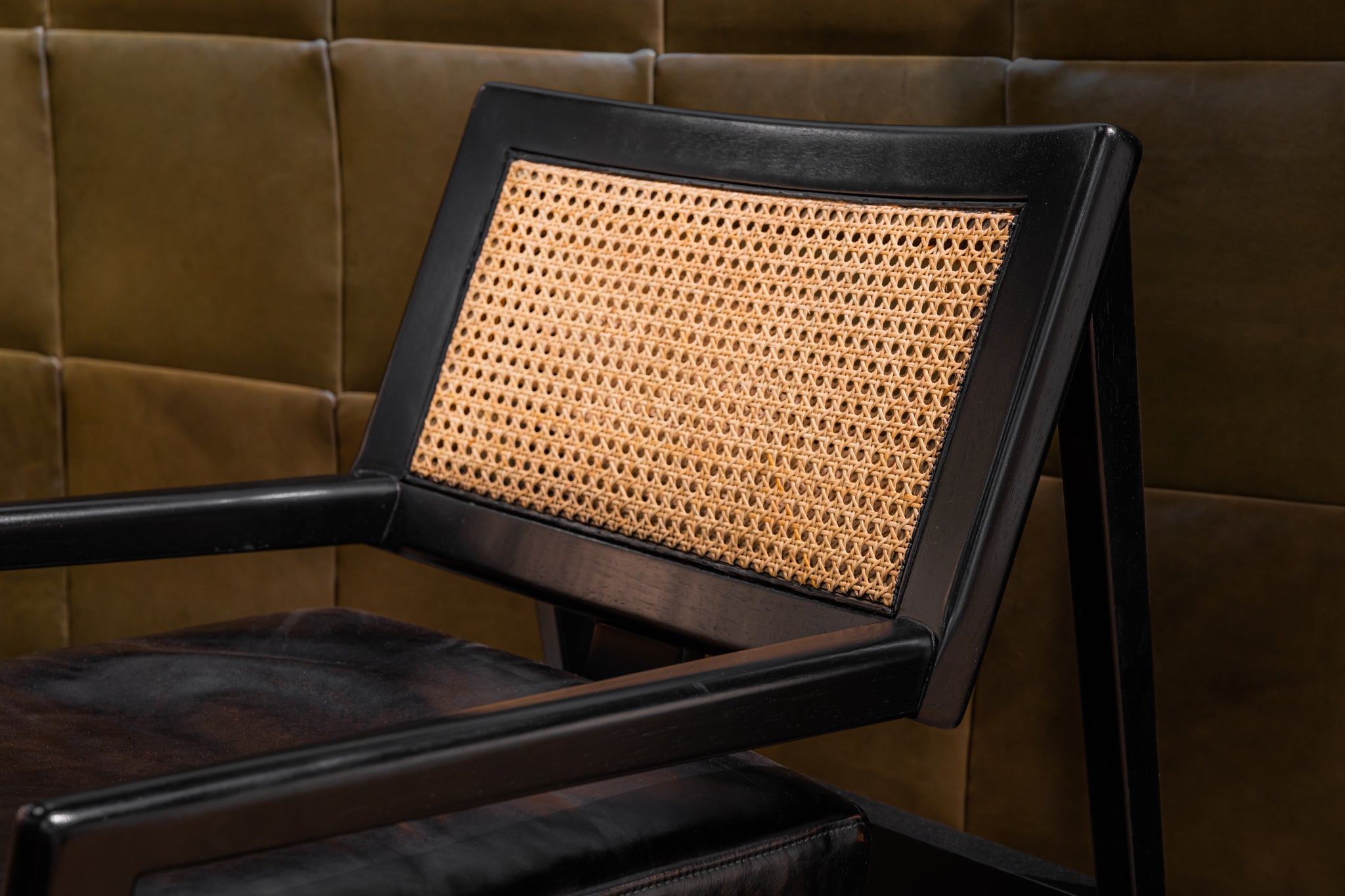 3023 Sterling Chair