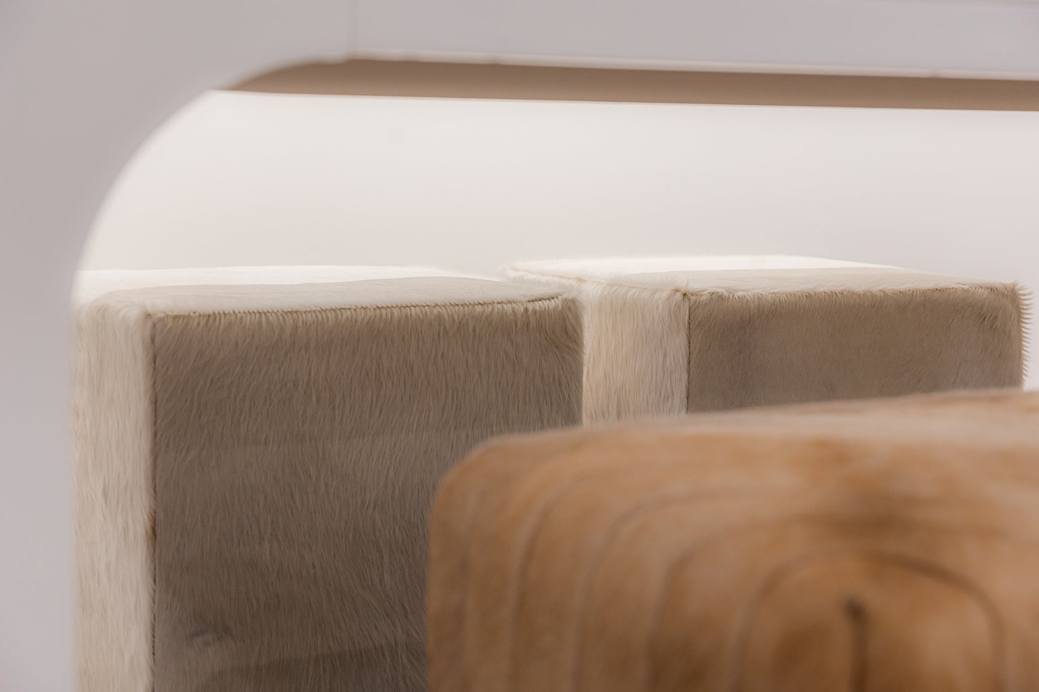 9095 BRYANT BENCH