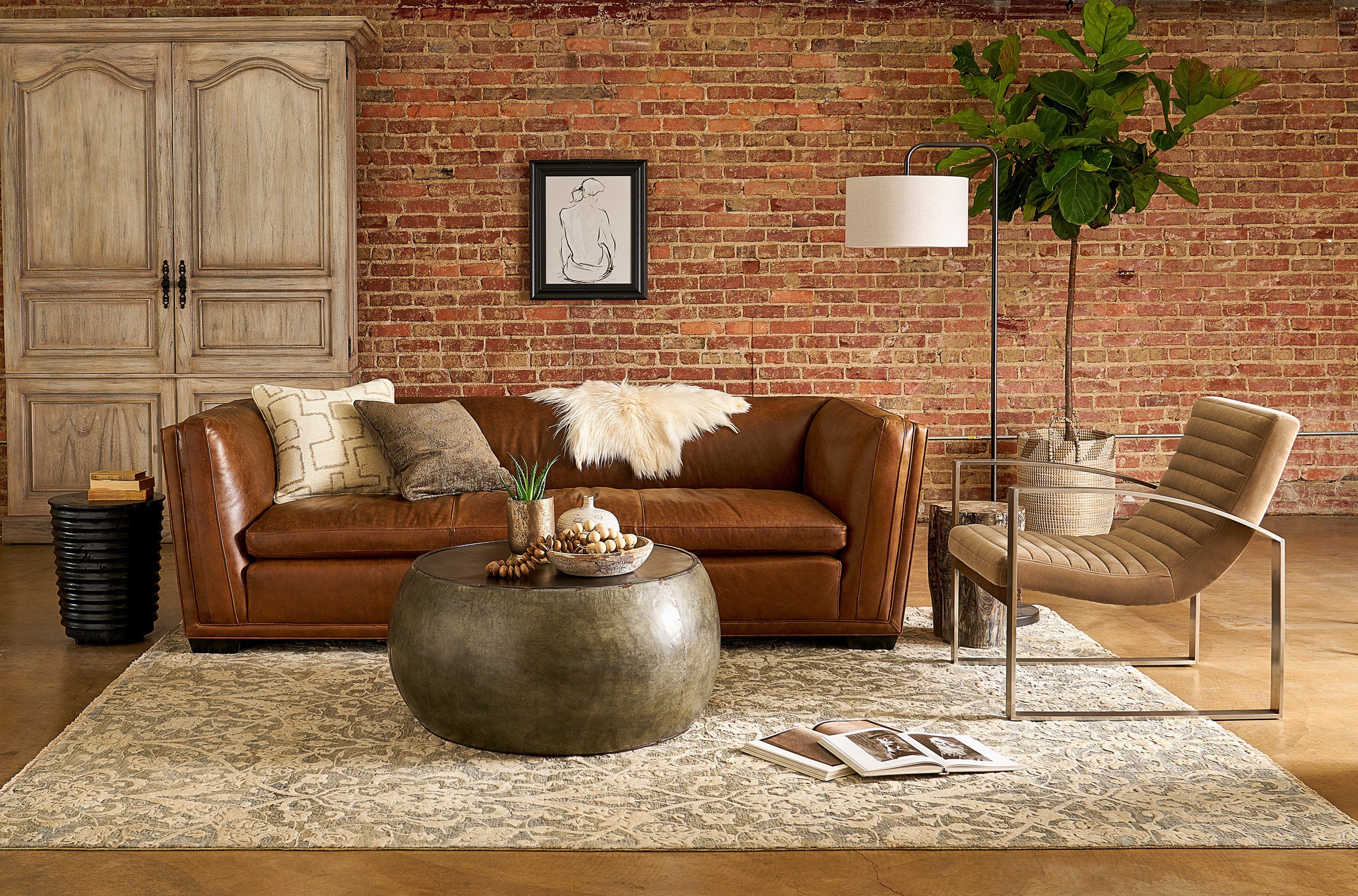 2041 GLORIA SOFA