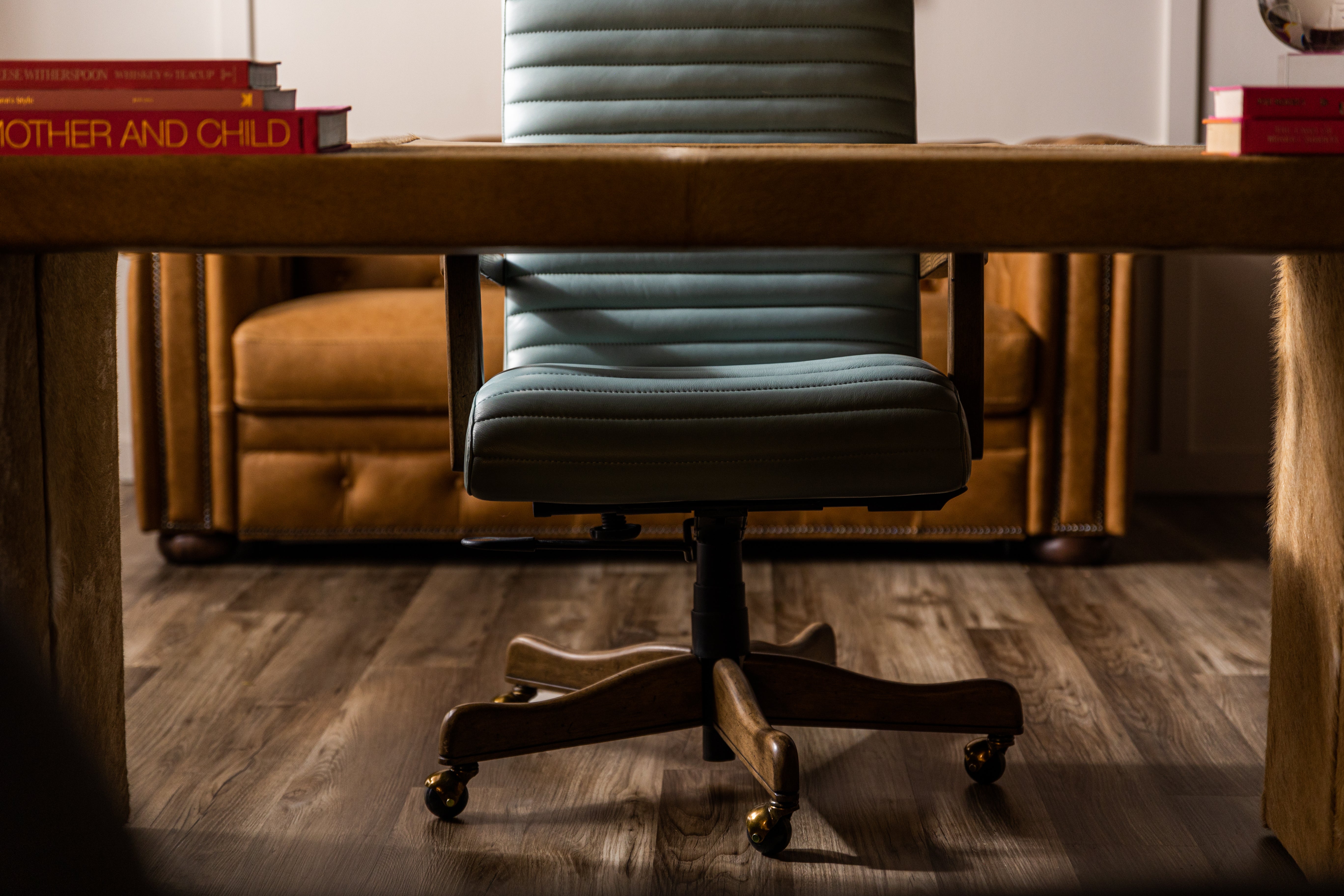 4005 KENAN EXECUTIVE SWIVEL CHAIR
