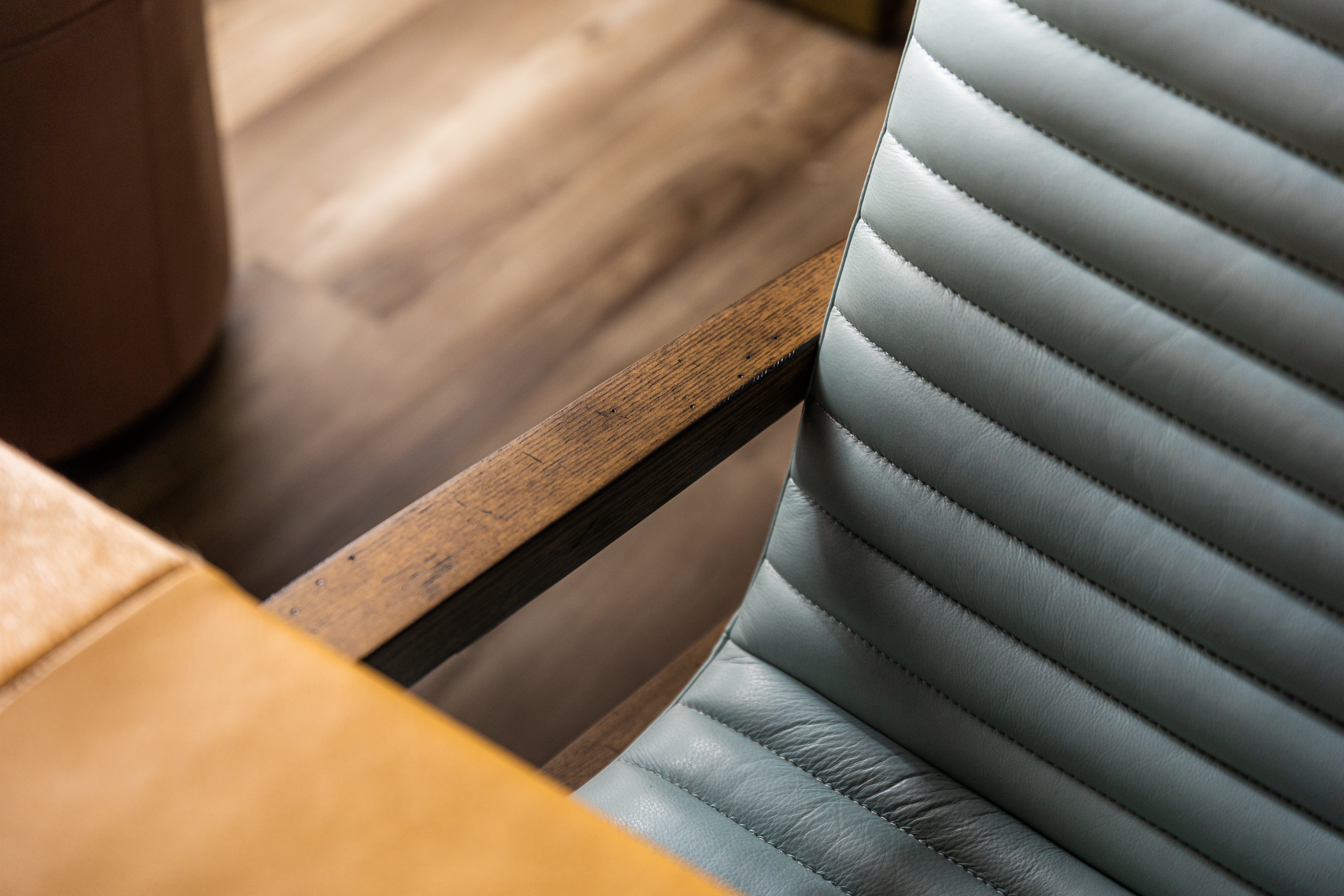 4005 KENAN EXECUTIVE SWIVEL CHAIR